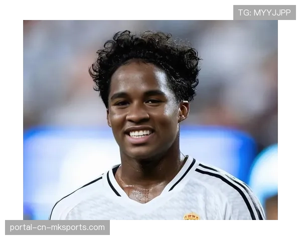 恩德里克戴帽助里昂5-2客胜梅斯,19岁巴西天才闪耀法甲 恩德里克戴帽助里昂5-2客胜梅斯,19岁巴西天才闪耀法甲