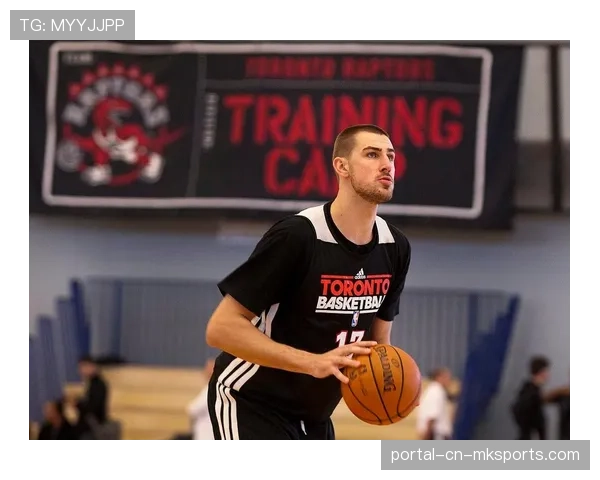 猛龙队赛前训练重点:退防落位与沟通,应对国王队快打旋风 猛龙队赛前训练重点:退防落位与沟通,应对国王队快打旋风