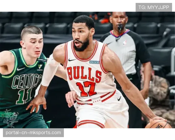 生涯千场纪念，火焰队老将巴克伦德赛后获全场观众起立致敬